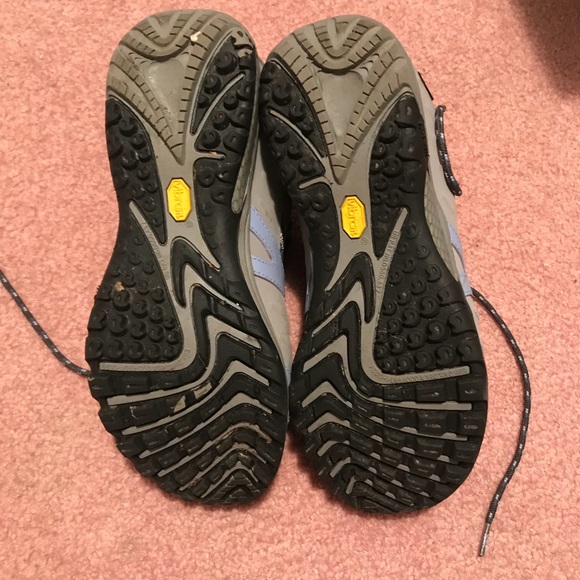 Merrell Hiking Sneakers. Only worn 2 times - Picture 3 of 6